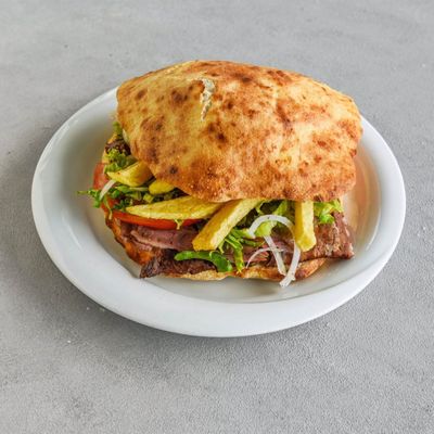 Tombik Ekmek Arası Et Döner