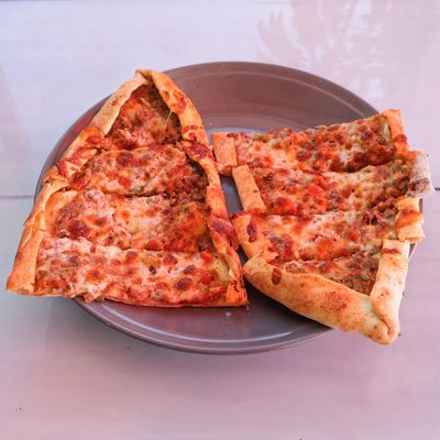 Kuşbaşılı Mantarlı Pide