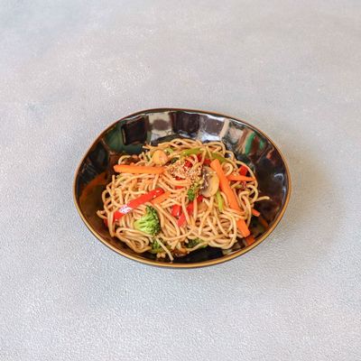 Pad Thai Tavuklu Noodle