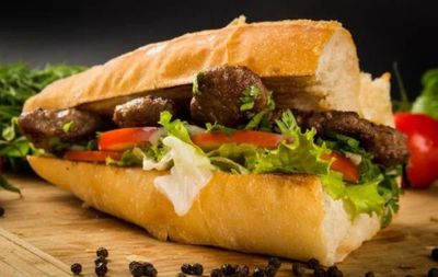 Ekmek Arası Köfte
