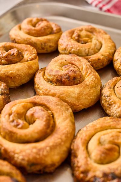 Ispanaklı Gül Böreği