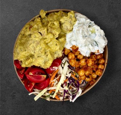 Köri Soslu Tavuklu Bowl