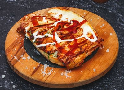 Ekmek Arası Tavuk Döner