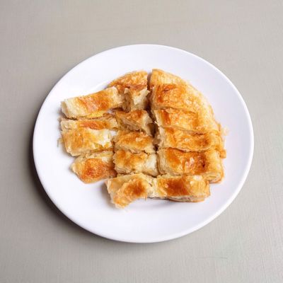 Haşhaşlı Cevizli Börek