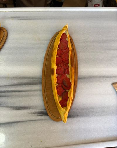 Sucuklu Pide