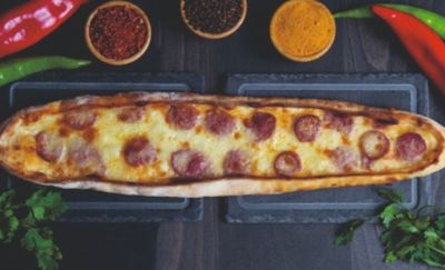 Sucuklu Kaşarlı Yumurtalı Pide