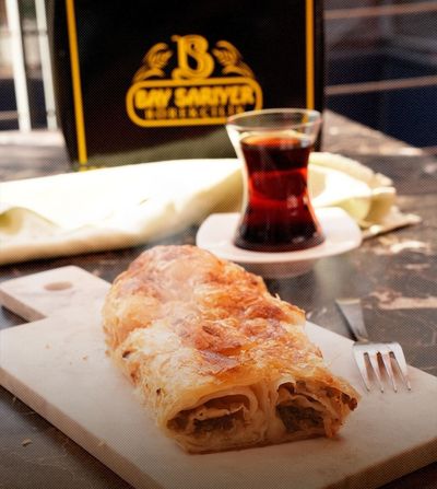 Kıymalı Kol Böreği