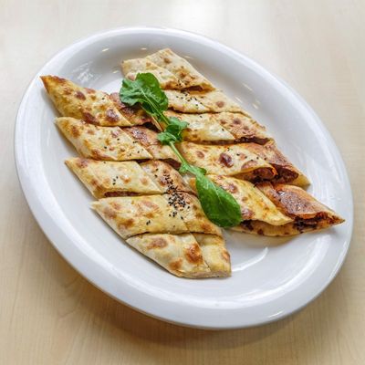 Et Dönerli Pide (Kapalı)