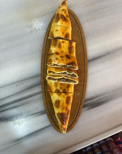 Kavurmalı Pide
