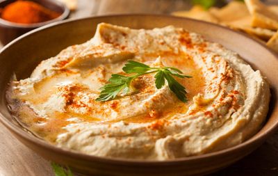 Sade Humus