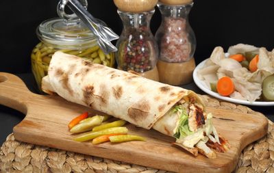Antakya Usulü Humuslu Tavuk Döner Dürüm (100 gr.)