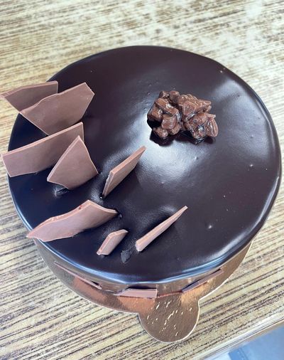 Çikolatalı Pasta (4-6 Kişilik)