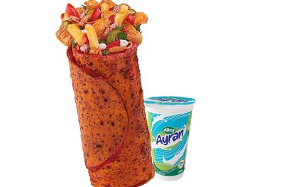 Tavuk Döner Dürüm (Medium) & Ayran (20 cl.) Menü