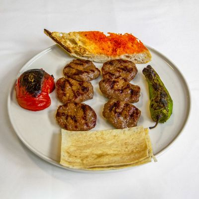Acılı Izgara Köfte