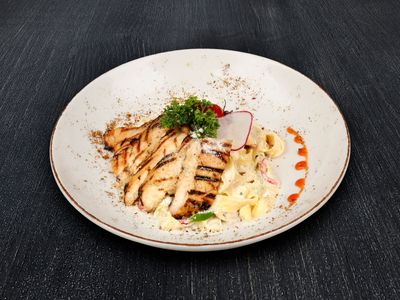 Fettuccine Chicken Alfredo