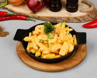 Cheddar Soslu Patates Kızartması