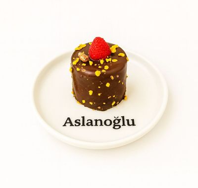 Fıstık Çilekli Pasta (Adet)