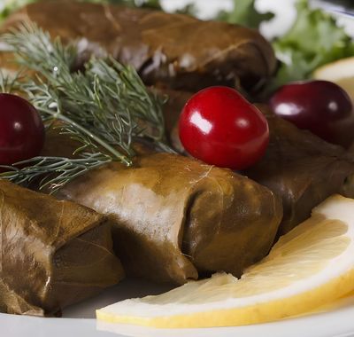 Ekşi Tutku (Vişneli Yaprak Sarma)