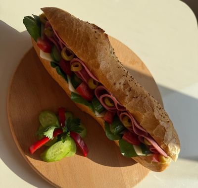 Klasık Kaşarlı Sandviç