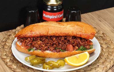 Ekmek Arası Et Tantuni