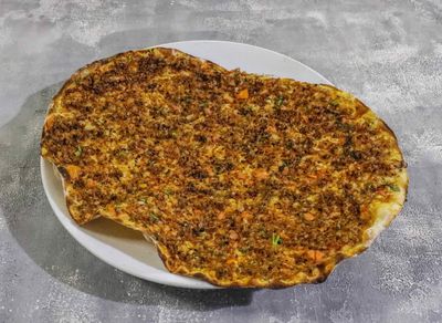 Cevizli Lahmacun