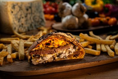 Calzone Eggie Burger