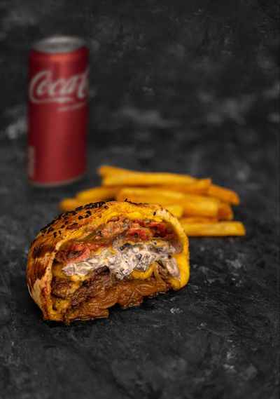 Calzone Sweet & Chili Gurmeburger Menü