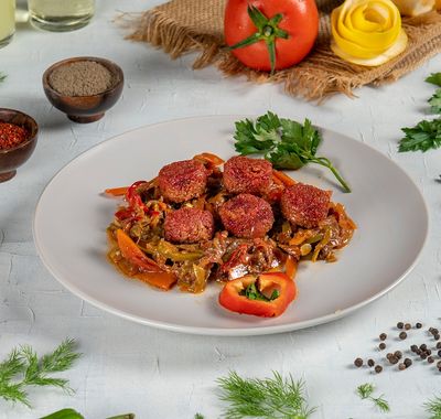 Vegan Sebze Sote & Pancar Köfte