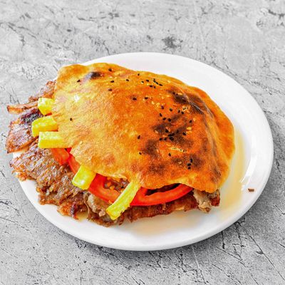 Tombik Ekmek Arası Et Döner