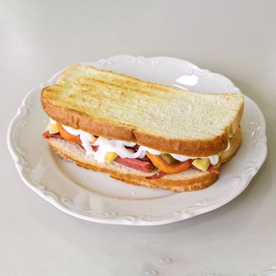 Kavurmalı Kaşarlı Ayvalık Tostu