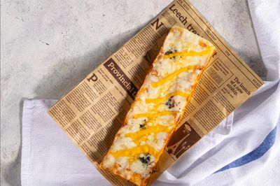 Deliqht Dört Peynirli Pizza