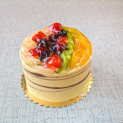 Karışık Meyveli Çikolatalı Pasta (Adet)