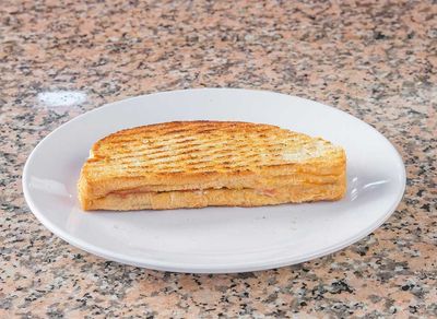 Special Ayvalık Tostu