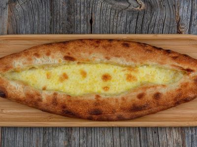 Kaşarlı Pide