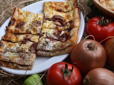 Karışık Pide