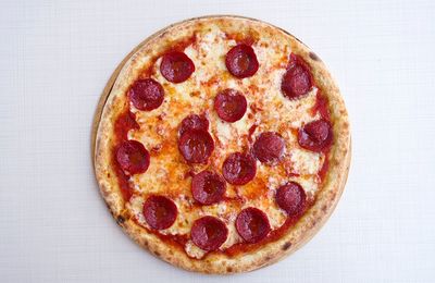 Sucuklu Pizza (Orta Boy)