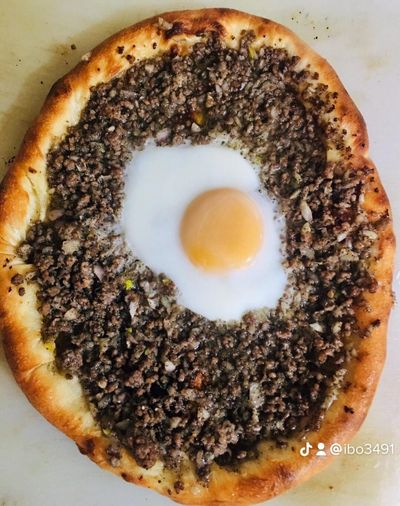 Kıymalı Yumurtalı Bafra Pide