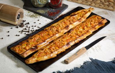 Sebzeli & Tavuklu Pide