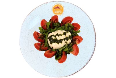 Kaprese Salata