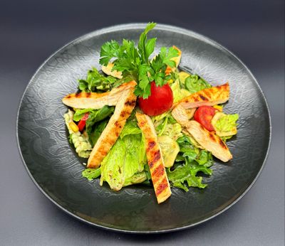 Tavuklu Salata