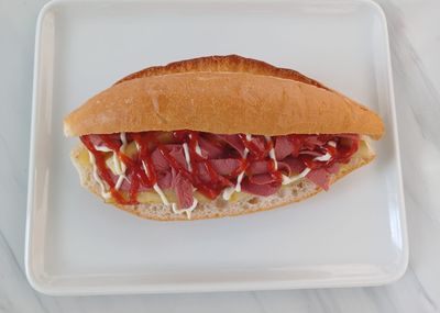Sosisli Patso Sandviç