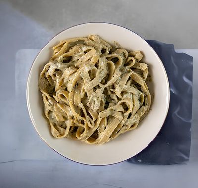 Yeşil Tanrıça (Fettucini Pesto)