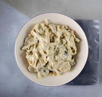 Beyaz Yükseklik (Fettucini Alfredo)