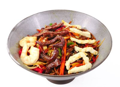 Karışık Soba Noodle