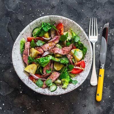 Izgara Bonfileli Salata