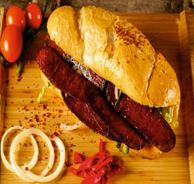 Tam Ekmek Arası Sucuk