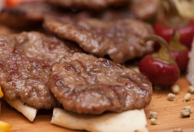 4'lü Yarım Ekmek Arası Köfte Menü