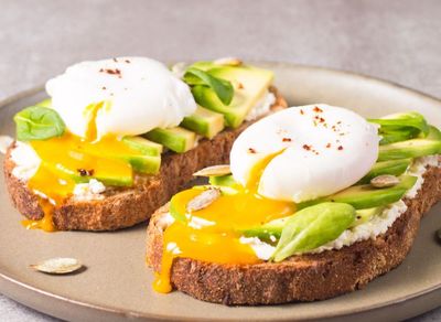 Ekmek Üstü Avokado