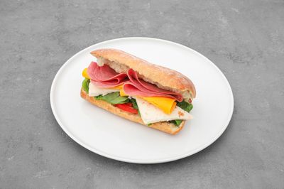 Hindi Fümeli Sandviç