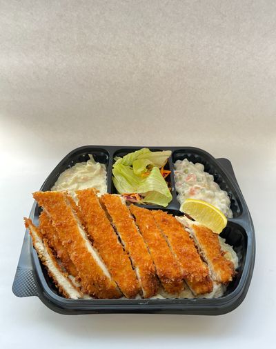 Püre Yatağında Şnitzel